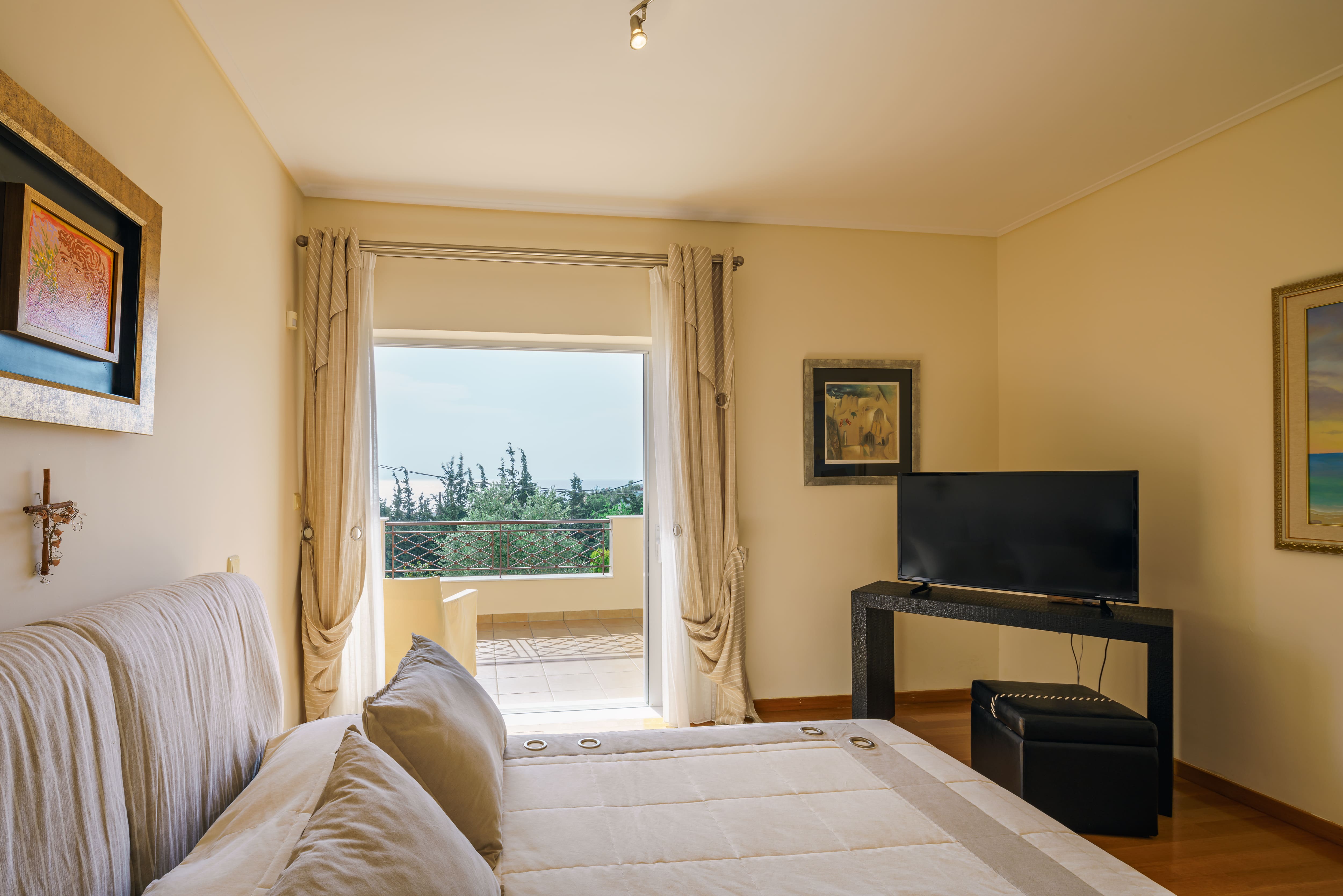 house in Palaia Fokaia — Photo 15 of 15